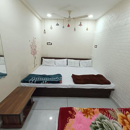 Hotel S Tower Ujjain Exterior foto