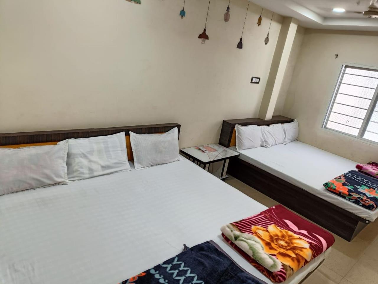 Hotel S Tower Ujjain Exterior foto