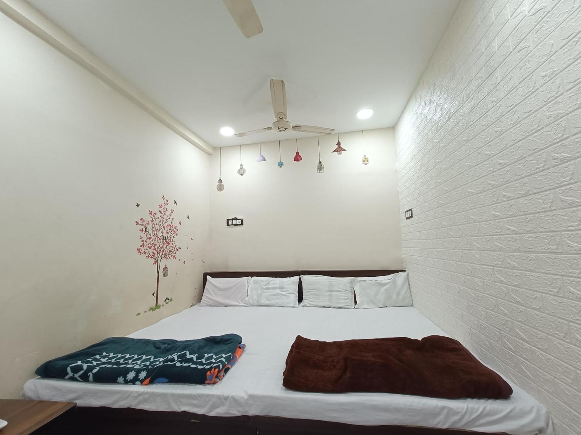 Hotel S Tower Ujjain Exterior foto